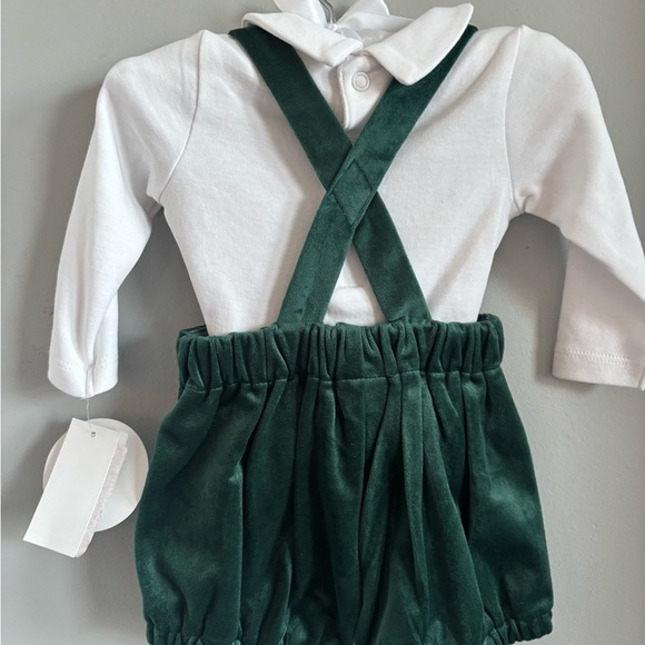 NWT Edgehill Collection Baby Boy Peter Pan Long Sleeve Velvet Shortall Set, 3M - Picture 5 of 10